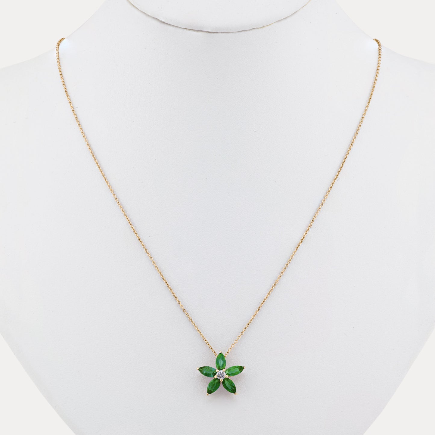 18K Yellow Gold Emerald Flower Necklace with Natural Green Emeralds and Diamonds