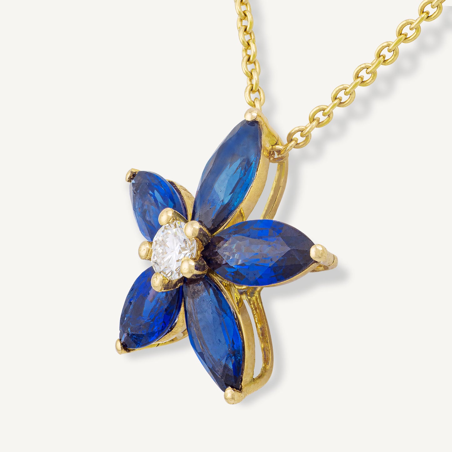 18K Yellow Gold Sapphire Flower Necklace with Natural Blue Sapphires and Diamonds
