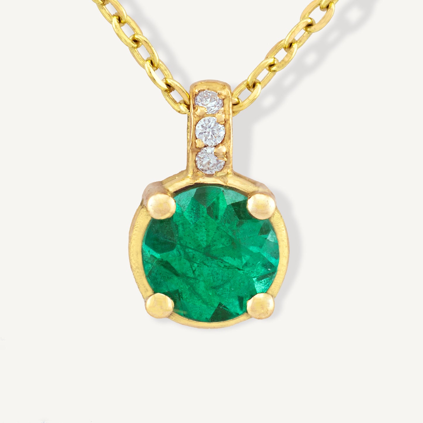 18K Yellow Gold Emerald Shine Necklace with Natural Green Emeralds and Diamonds