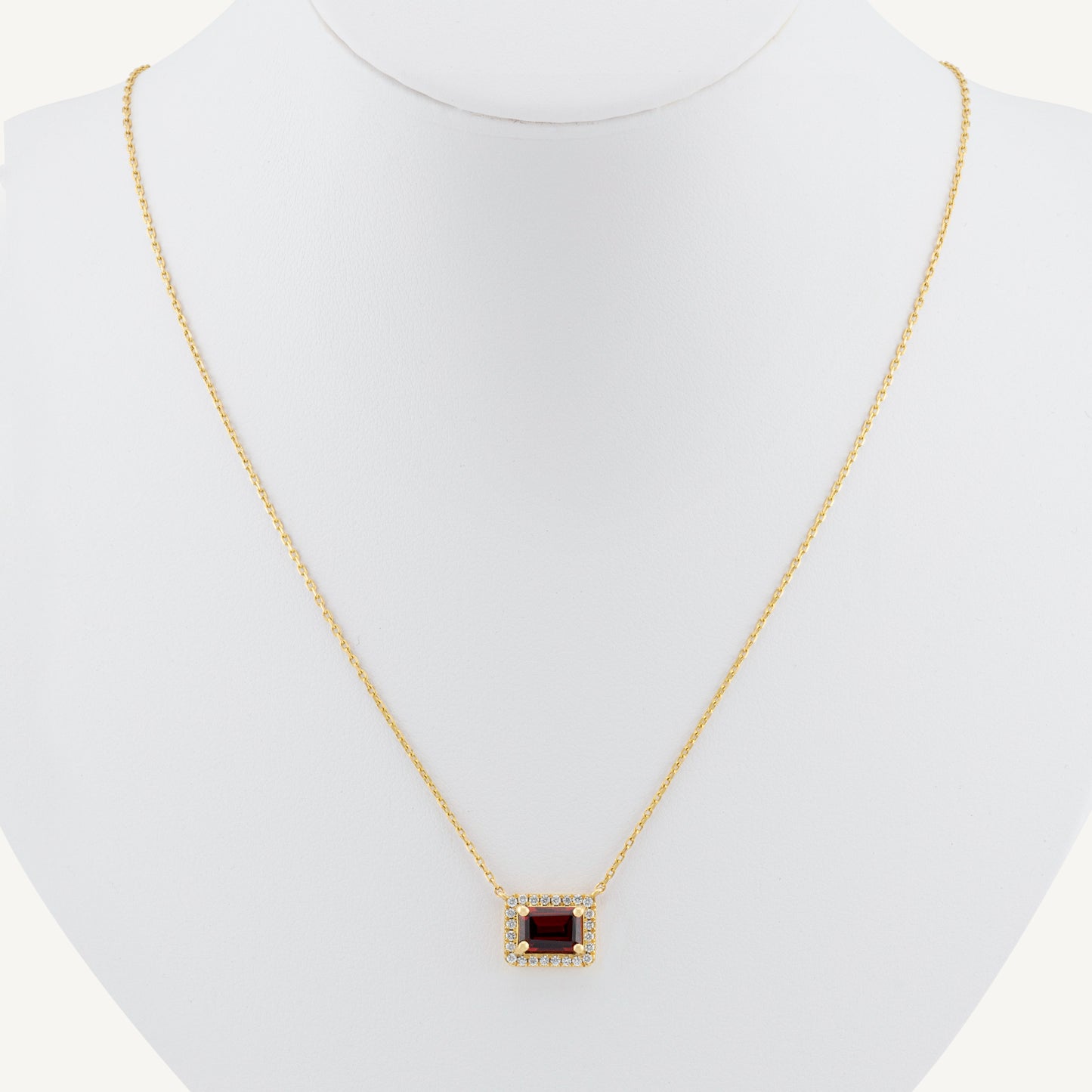 18K Yellow Gold Garnet Diamond Necklace with Natural Garnet and Diamonds