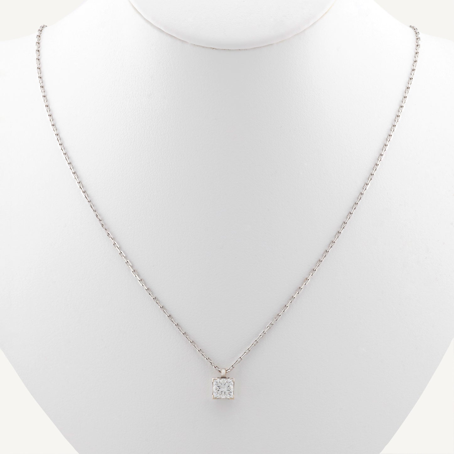 18K White Gold Princess Cut Diamond Necklace with a Natural 1 Carat Diamond