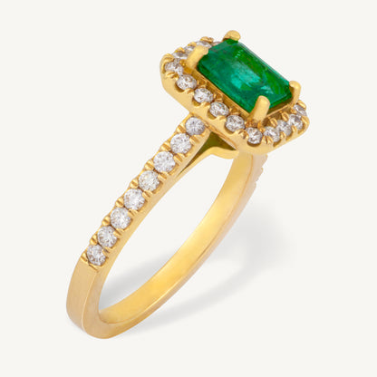 18K Yellow Gold Emerald Verdant A Diamond Ring with Natural Emerald and Diamonds