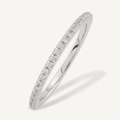 18K White Gold Glimmery Diamond Band Ring with Natural Diamonds