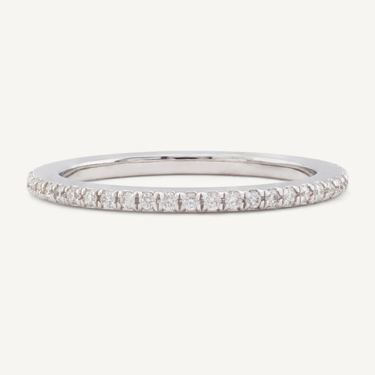 18K White Gold Glimmery Diamond Band Ring with Natural Diamonds