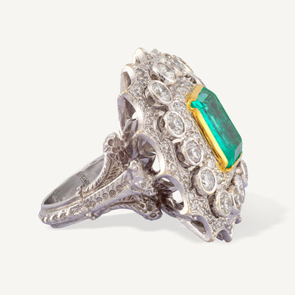 18K White Gold Natural 2.61 Carat Colombian Emerald and Diamond Ring